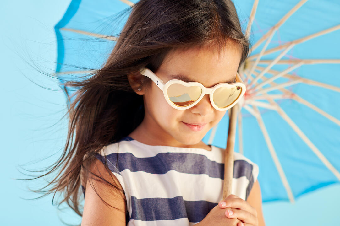 Polarised Hearts (includes sunglasses bag)